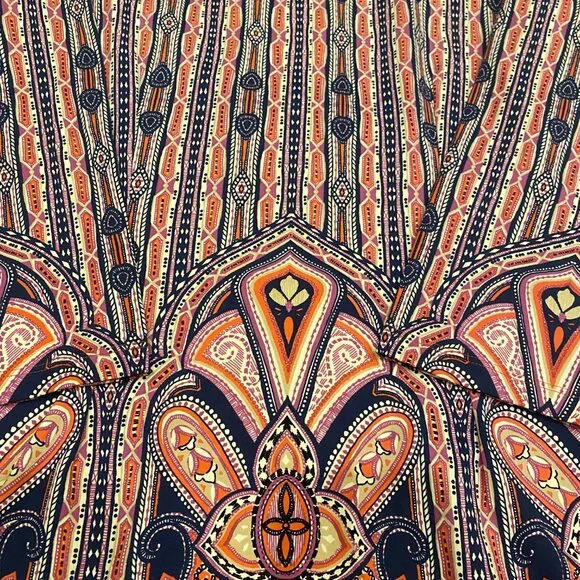 Patterned Tunic - Picture 3 of 4